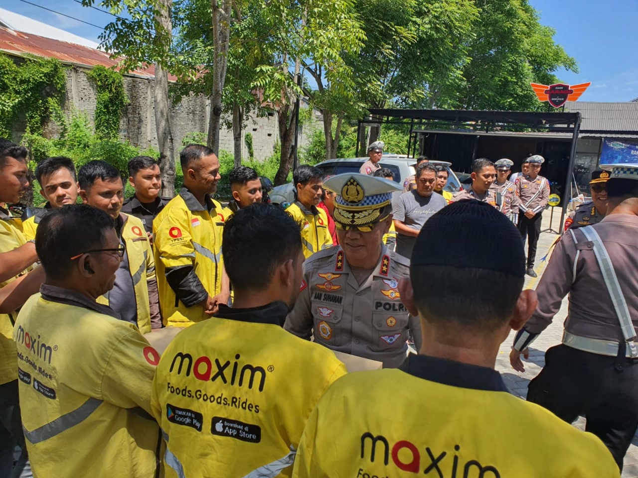 Sejumlah Mitra Pengemudi Maxim Di Banda Aceh Berpartisipasi Dalam Sosialisasi Keselamatan Berkendara