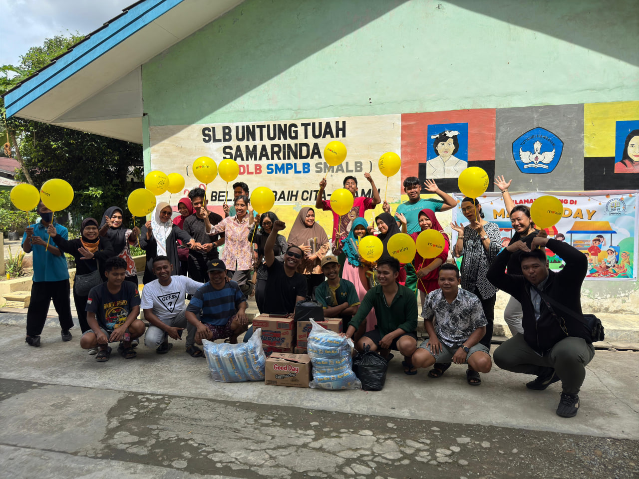 Kampanye Perdana Maxim Cargo: Maxim Kirimkan Bantuan Ke Panti Asuhan Disabilitas Di Samarinda