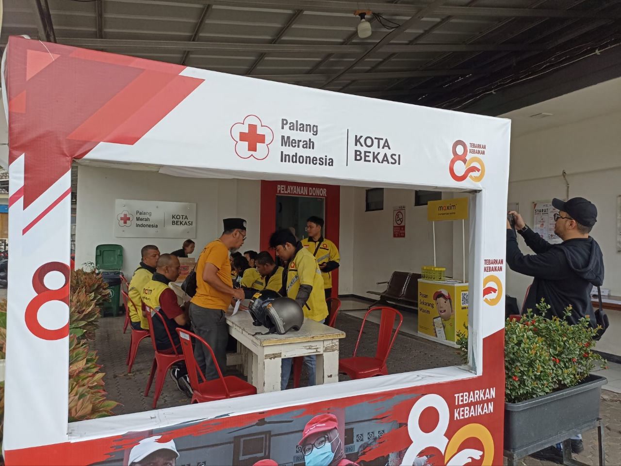 Peringati Hari Kesehatan Nasional, Maxim Gelar Donor Darah Bersama PMI