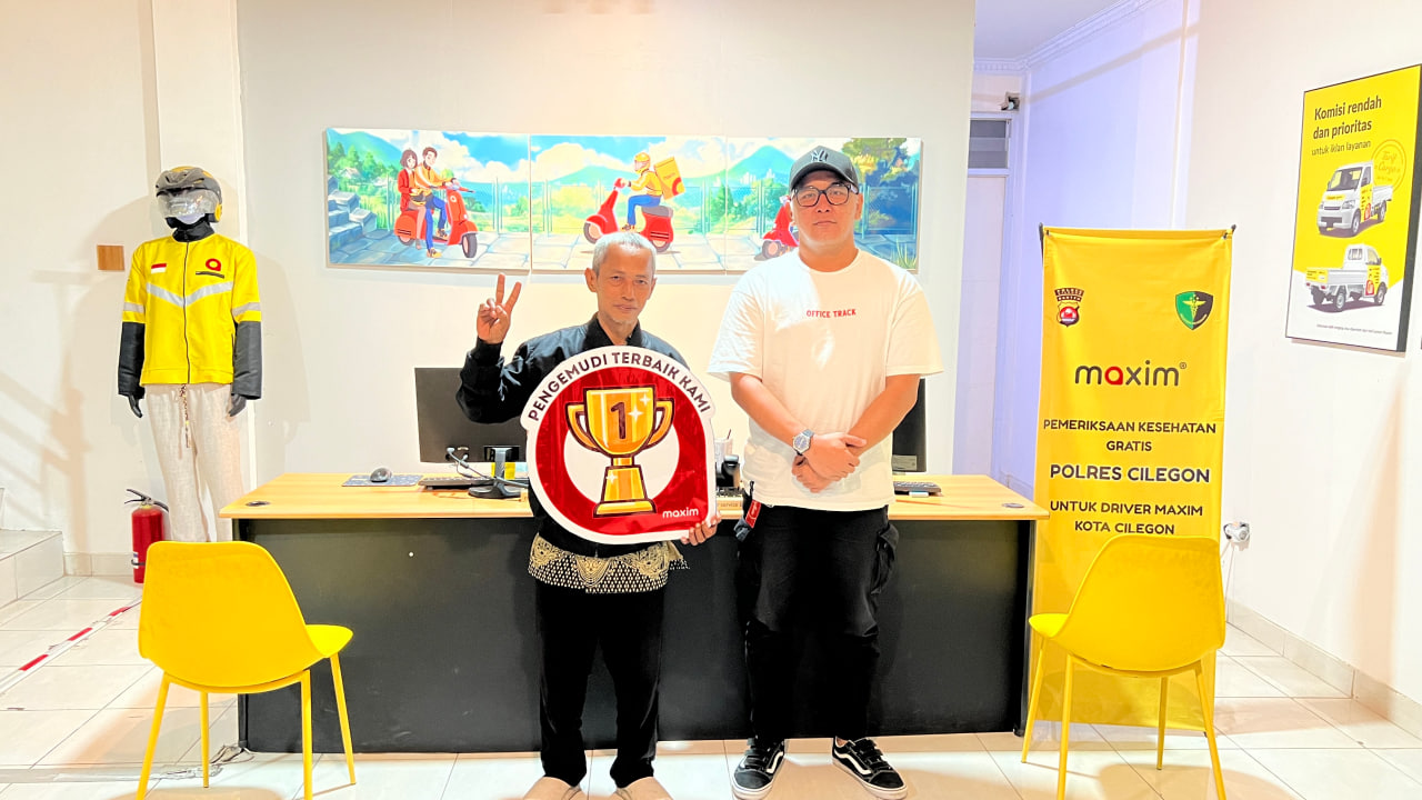 Maxim Serahkan Penghargaan Best Driver Untuk Ojol Banten Yang Hadirkan Layanan Berkualitas