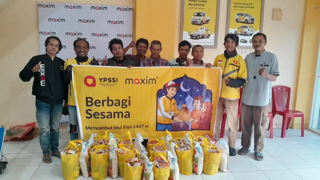 ​Maxim Manokwari Salurkan Sembako Ramadan dan Siapkan Bonus Hari Raya untuk Mitra Pengemudi