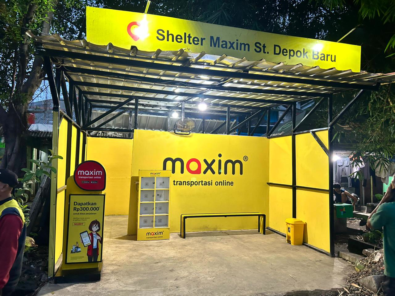 ​Maxim Perkuat Fasilitas Pendukung Transportasi dengan Pick Up Point di Stasiun Depok Baru